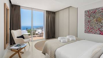 5 sovrum, strykjärn/strykbräda, gratis wi-fi och sängkläder