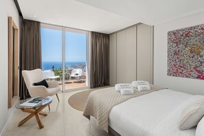 5 slaapkamers, een strijkplank/strijkijzer, gratis wifi, beddengoed