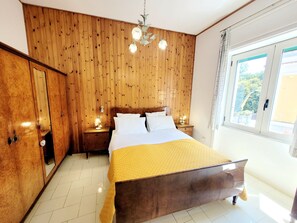 2 Schlafzimmer, Bügeleisen/Bügelbrett, kostenloses WLAN, Bettwäsche
