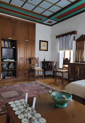 2 quartos, Wi-Fi de cortesia, roupa de cama