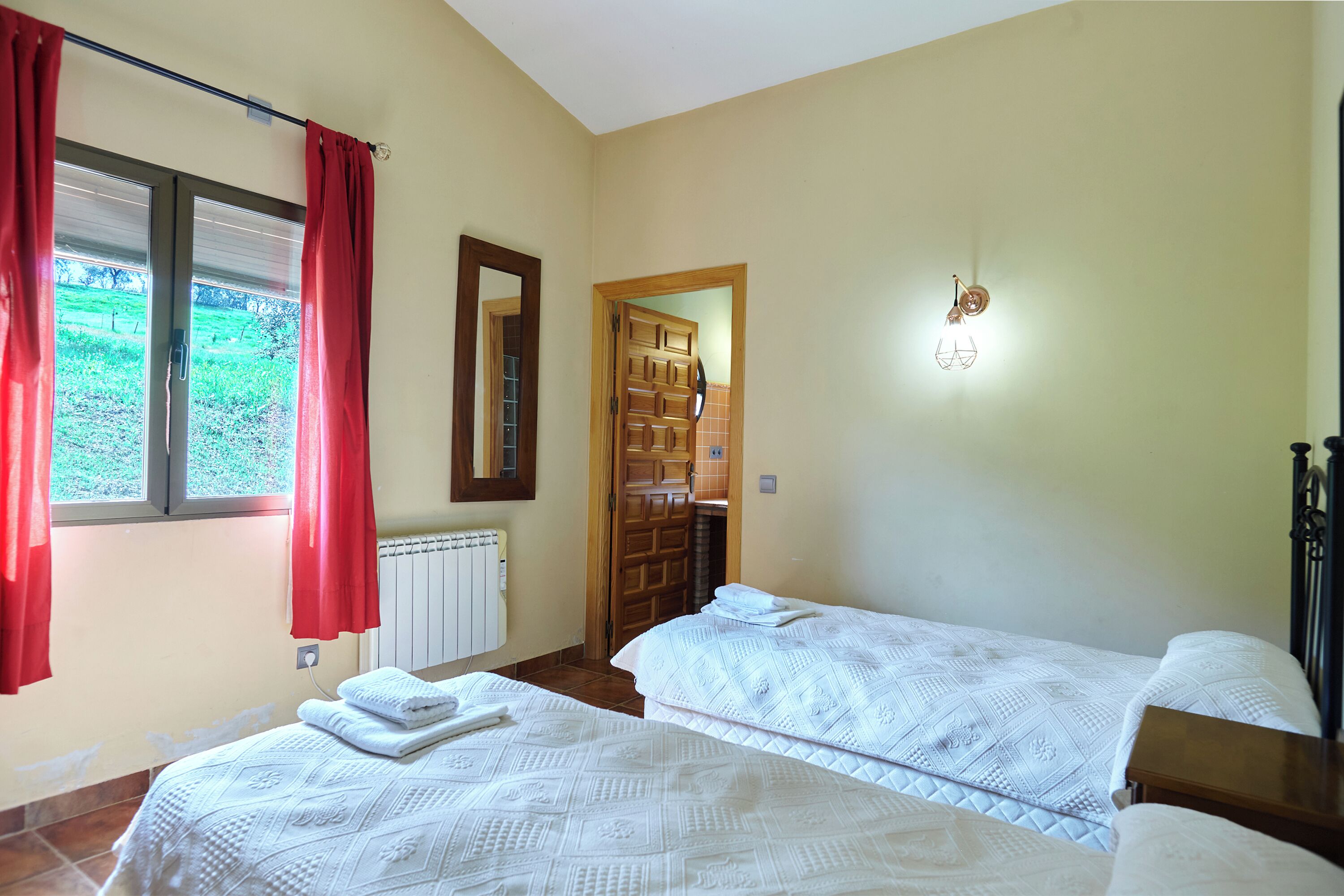 2 dormitorios y ropa de cama