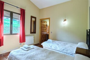 2 chambres, draps fournis