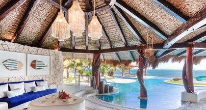 Villa Alma | 7BR | Beachfront Exclusive Villa