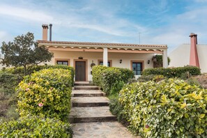 Exterior - Country House 'El Trillo' with Mountain View, Wi-Fi and Air Conditioning (Murcia)