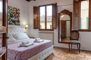 4 bedrooms, free WiFi, bed sheets
