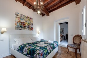 4 bedrooms, free WiFi, bed sheets