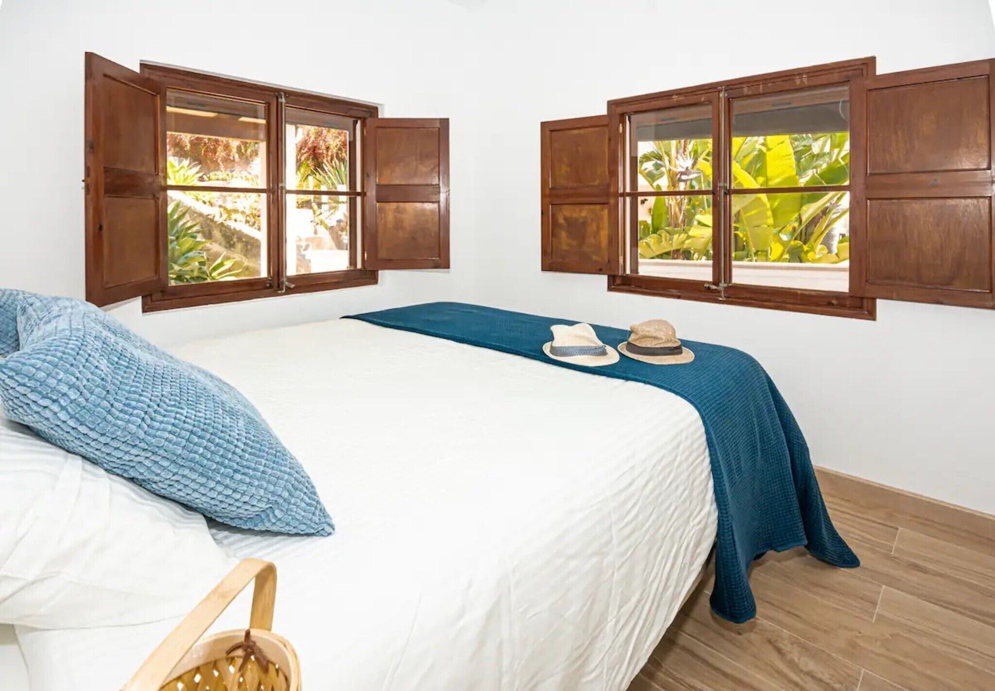 2 sovrum, strykjärn/strykbräda, gratis wi-fi och sängkläder