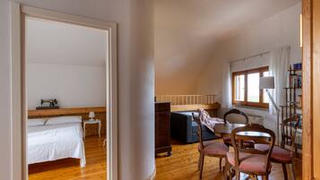 3 camere, ferro/asse da stiro, Wi-Fi gratuito, lenzuola