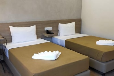 Urban Inn, SP Saujana