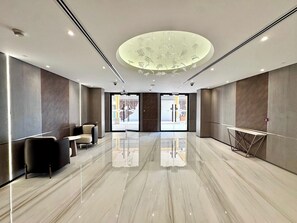 Interior - 2BR apart Full Sea View Upgraded By Happy Season (Dubai)