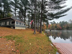 Property grounds - Loon Landing Lodge: A private, cozy lakefront cabin on White Lake. (Woodgate)