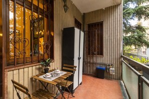 Outdoor dining - Vanchiglietta District! Along Dora Voghera Suitex2 (Torino)