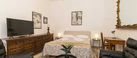 1 chambre, fer et planche Ă repasser, Wi-Fi, literie fournie