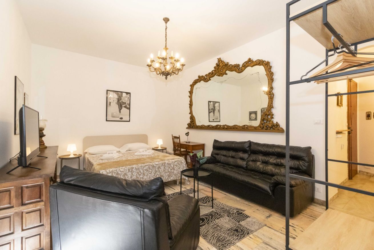 1 chambre, fer et planche à repasser, Wi-Fi, literie fournie