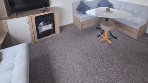 Unclassified image, 3 of 11, button - Steve caravan Sleeps 6 with Free Parking (Rhyl)