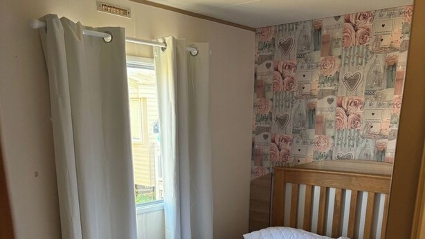 Unclassified image, 1 of 11, button - Steve caravan Sleeps 6 with Free Parking (Rhyl)
