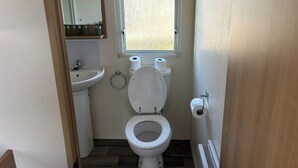 Unclassified image, 3 of 11, button - Steve caravan Sleeps 6 with Free Parking (Rhyl)