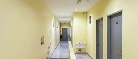 Bahagian dalam