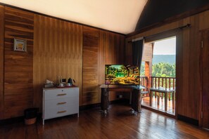 Habitación Deluxe con 2 camas individuales | Ropa de cama de alta calidad y minibar 