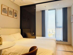 Deluxe Twin Room | View from room - villiv Inn The City Namsan (Seoul)