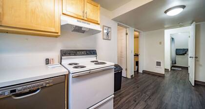 WSU HomeBase - Where Comfort Meets Convenience Just 3 Minutes from Pullman Airpo