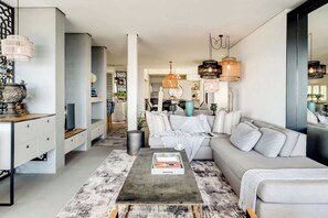 TV, fireplace, offices
