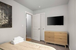 2 bedrooms, free WiFi