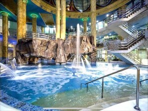 Apartment, 2 Bedrooms, Accessible, Private Pool | Pool | Outdoor pool - World Magic Vacaciones 5 (Cabanes)