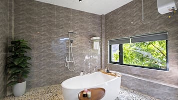 Suite, City View | Bathroom | Free toiletries, hair dryer, slippers, towels