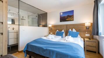 5 bedrooms, internet