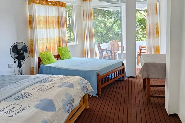 Deluxe Quadruple Room | Soundproofing, free WiFi, bed sheets