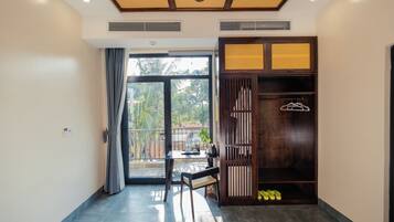 Superior-Zimmer, Poolblick | Ausblick vom Zimmer