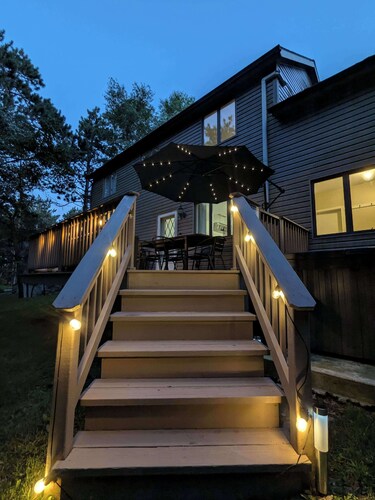 IndoorPool, HotTub, GameRoom, FirePit, DogFriendly