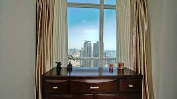 Premier Apartment, City View | Living area | Smart TV