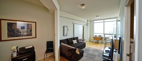 Premier Apartment, City View | Living area