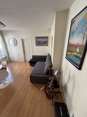 Smart TV - Amazing 1 bedroom near Champs Élysées and Étoile (Paris)