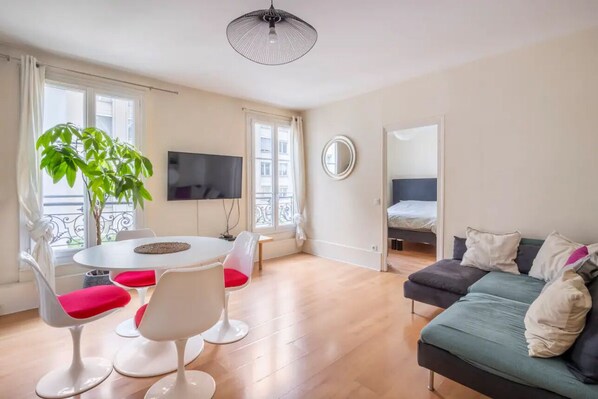 Interior - Amazing 1 bedroom near Champs Élysées and Étoile (Paris)