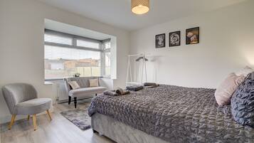 2 chambres, fer et planche Ă repasser, Wi-Fi gratuit, draps fournis