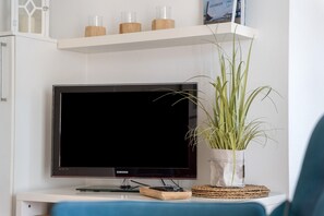 Interior - Holiday Apartment 'Inselliebe Rügen' with Balcony, Ahoi Pool & Sauna Included (Sellin)