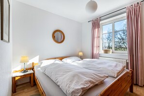 2 camere, ferro/asse da stiro, Wi-Fi gratuito, lenzuola