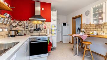 Kühlschrank, Wasserkocher