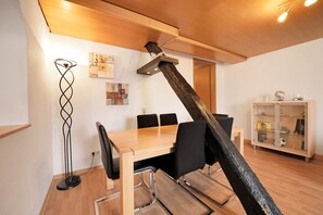Dining - Apartment Am Fabianstift 1 (Hornbach)