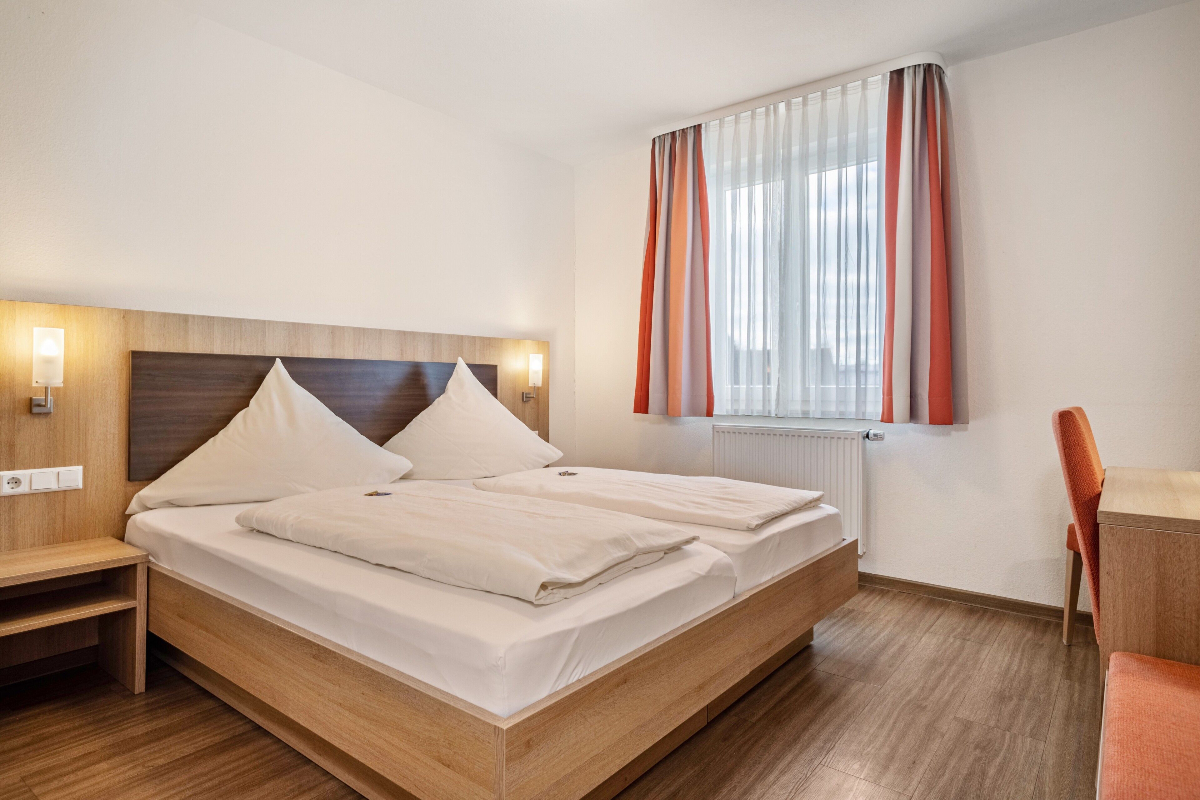 1 camera, Wi-Fi gratuito, lenzuola