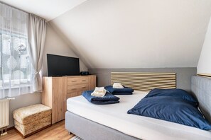 2 makuuhuonetta, silitysrauta/-lauta, ilmainen Wi-Fi, vuodevaatteet