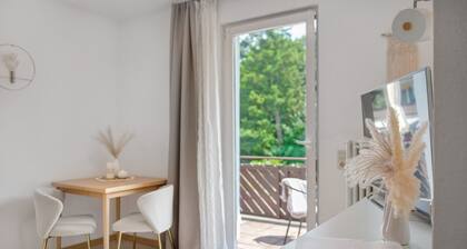 Studio Apartment 'Nr 7' with Shared Terrace, Shared Garden and Wi-Fi, max. 2 people