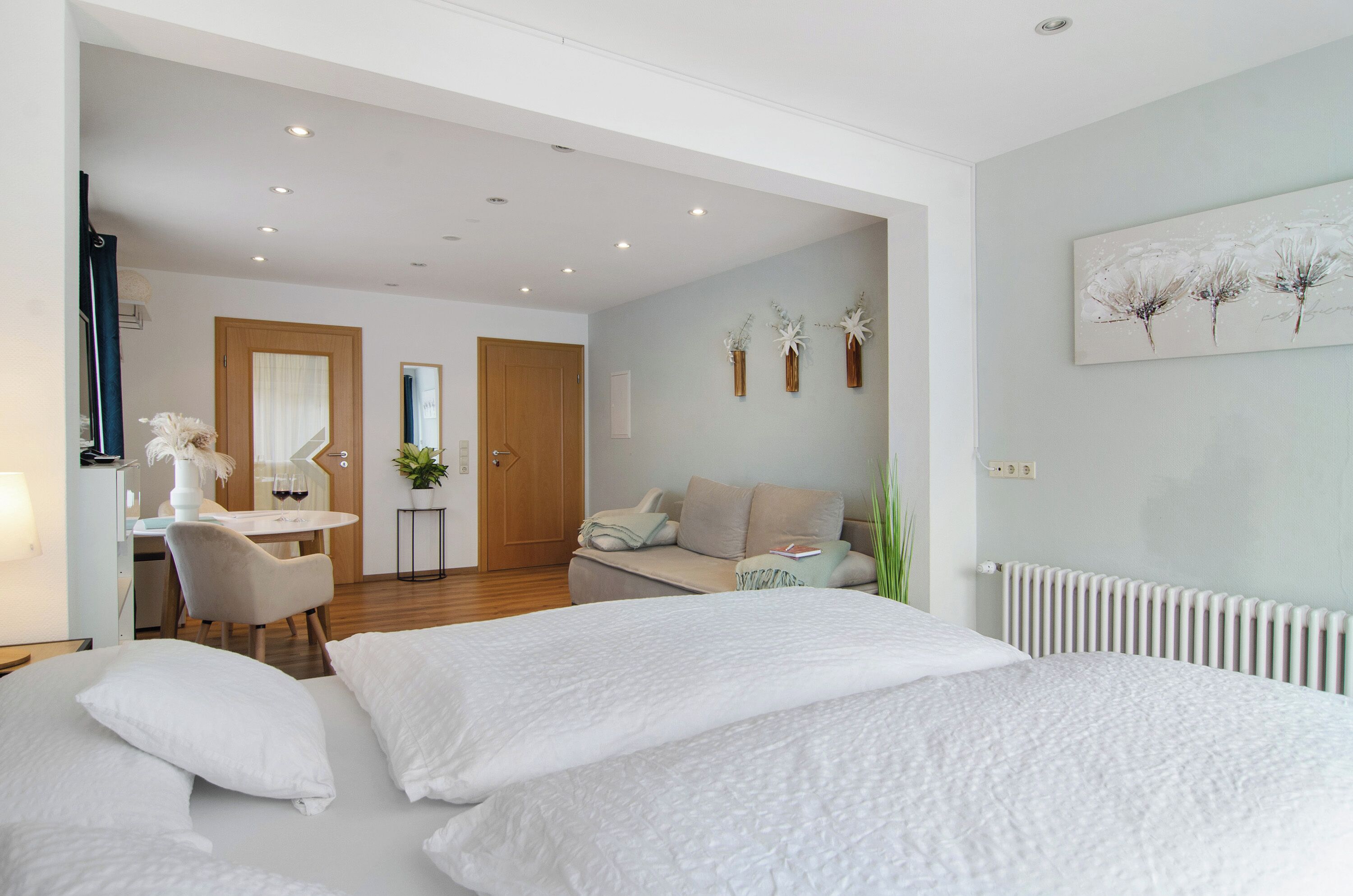 Fer et planche à repasser, Wi-Fi gratuit, draps fournis