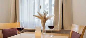 Studio 'Nr 8' avec terrasse partagée, jardin partagé et Wi-Fi