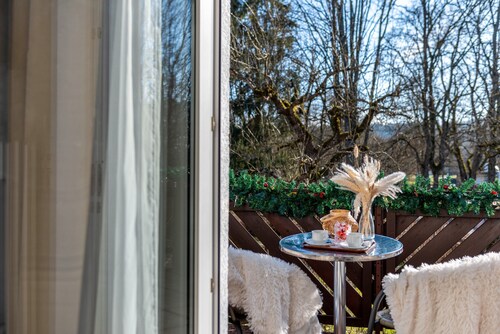 Studio Apartment 'Nr 6' with Shared Terrace, Shared Garden and Wi-Fi