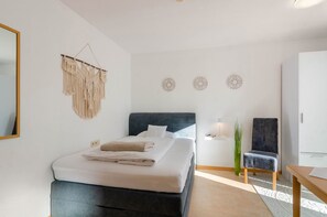 1 Schlafzimmer, Bügeleisen/Bügelbrett, kostenloses WLAN, Bettwäsche