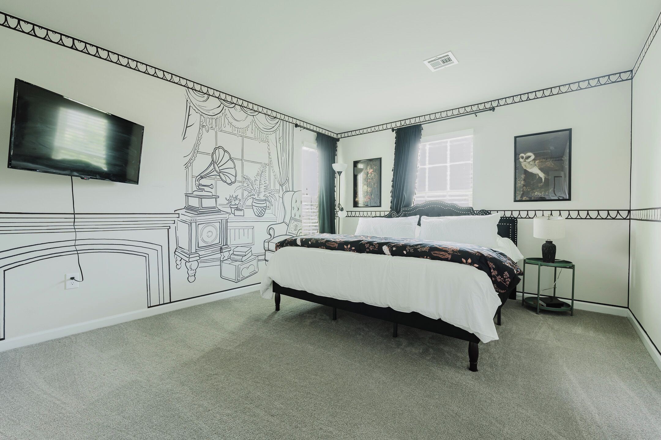 5 sovrum, skrivbord, strykjärn/strykbräda och resesäng